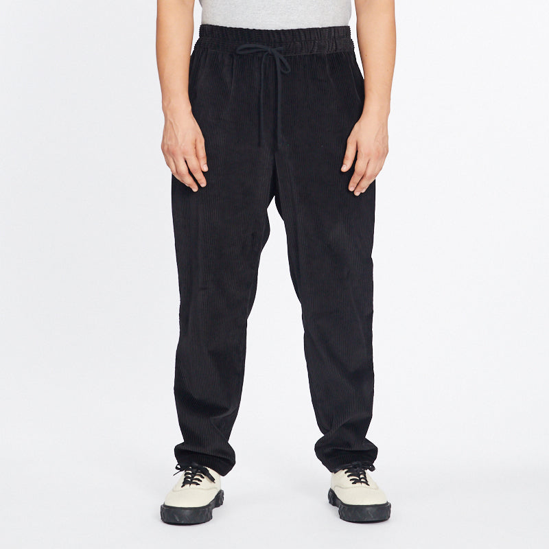 Coma Pant (modern fit) - Black Corduroy